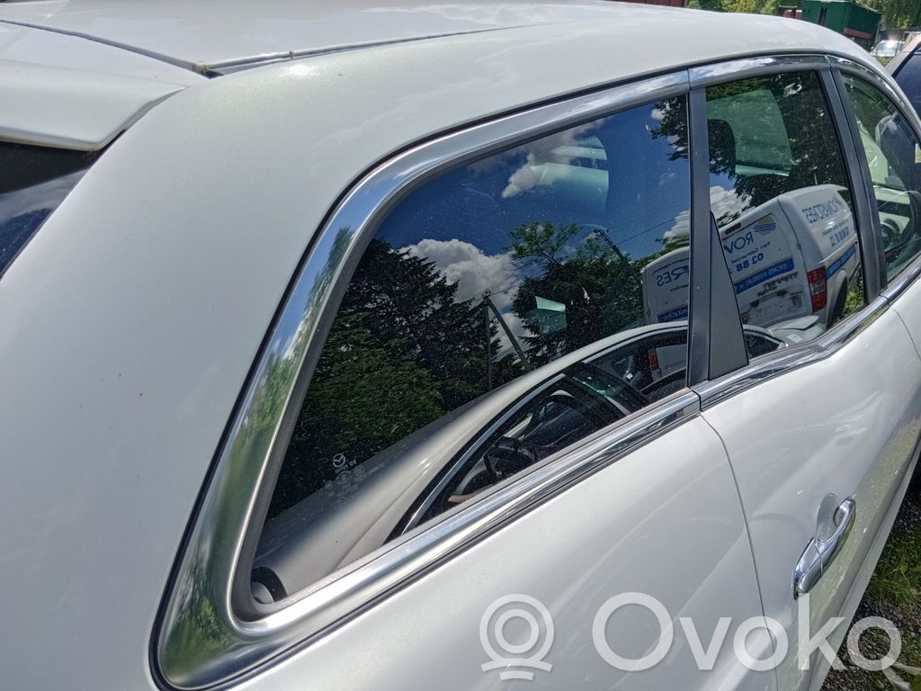 Rear side window