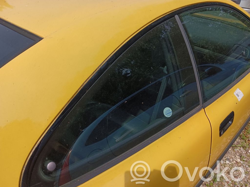 Rear side window