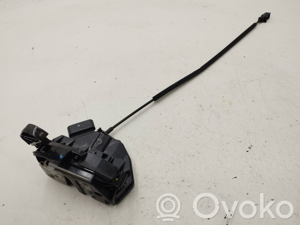 Ford C-MAX II Priekšpusē slēdzene 
