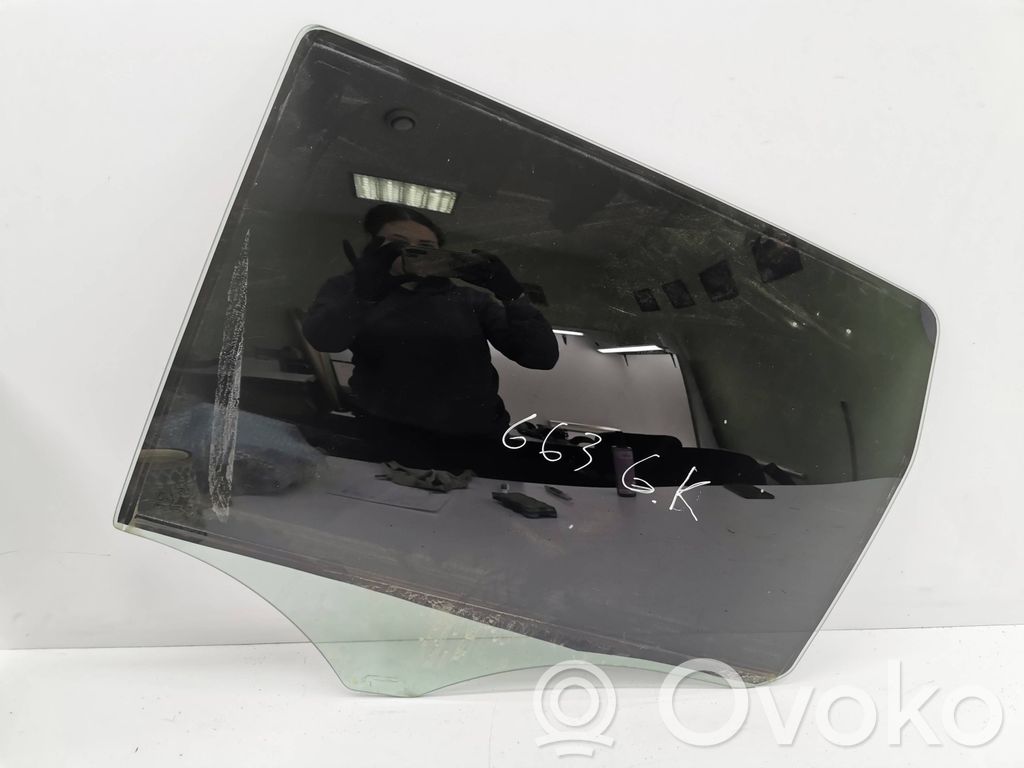 Mercedes-Benz A W169 Rear door window glass 