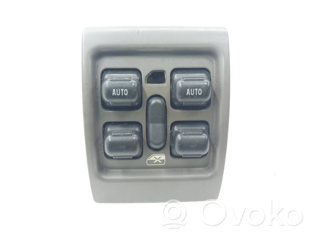 Electric window control switch   OUK931L8AB