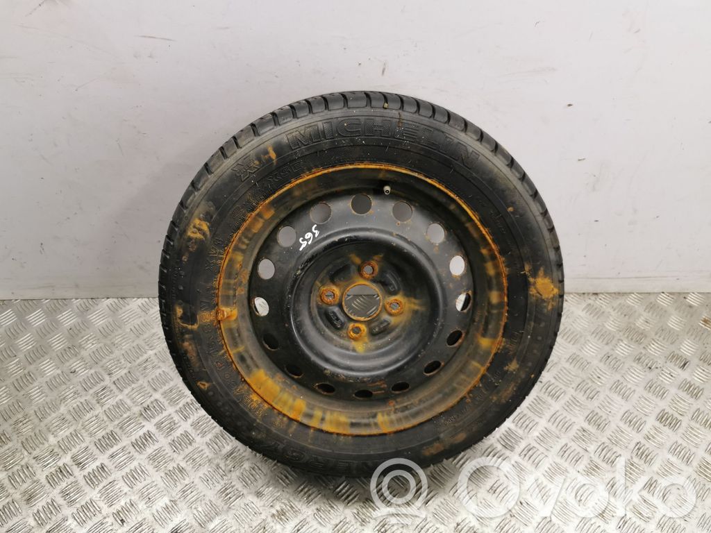 R15 rezerves ritenis