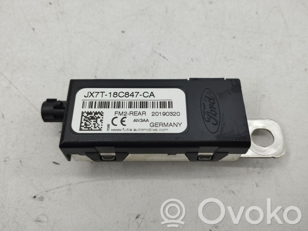Ford Focus Antenos stiprintuvas 