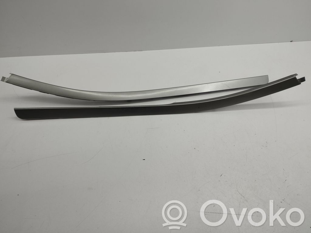 Mazda CX-7 Garniture de panneau console centrale 