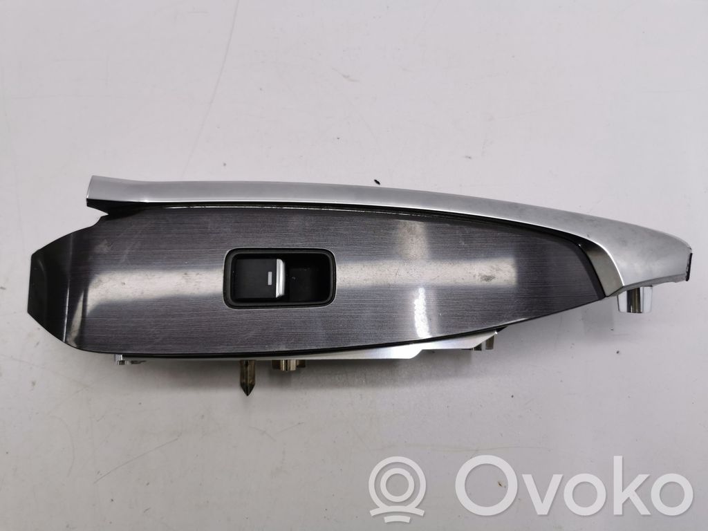 Mazda CX-5 Electric window control switch 