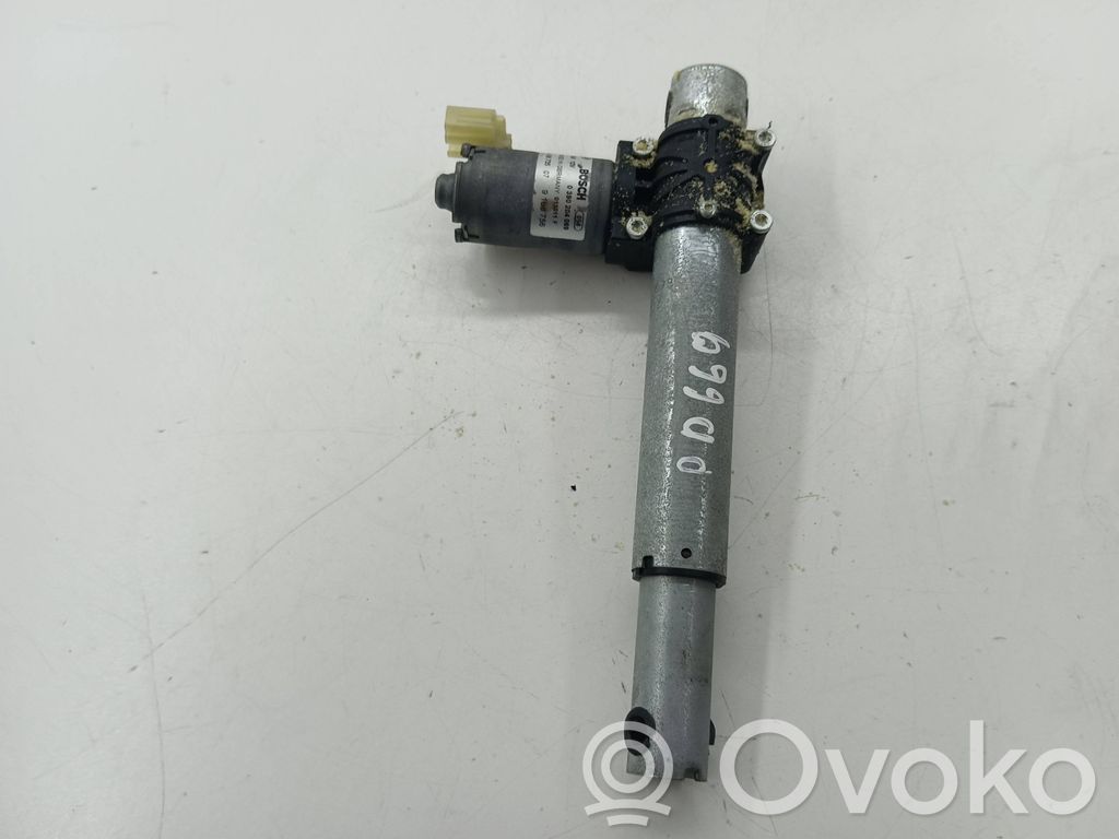 BMW 5 F10 F11 Istuimen säätömoottori 