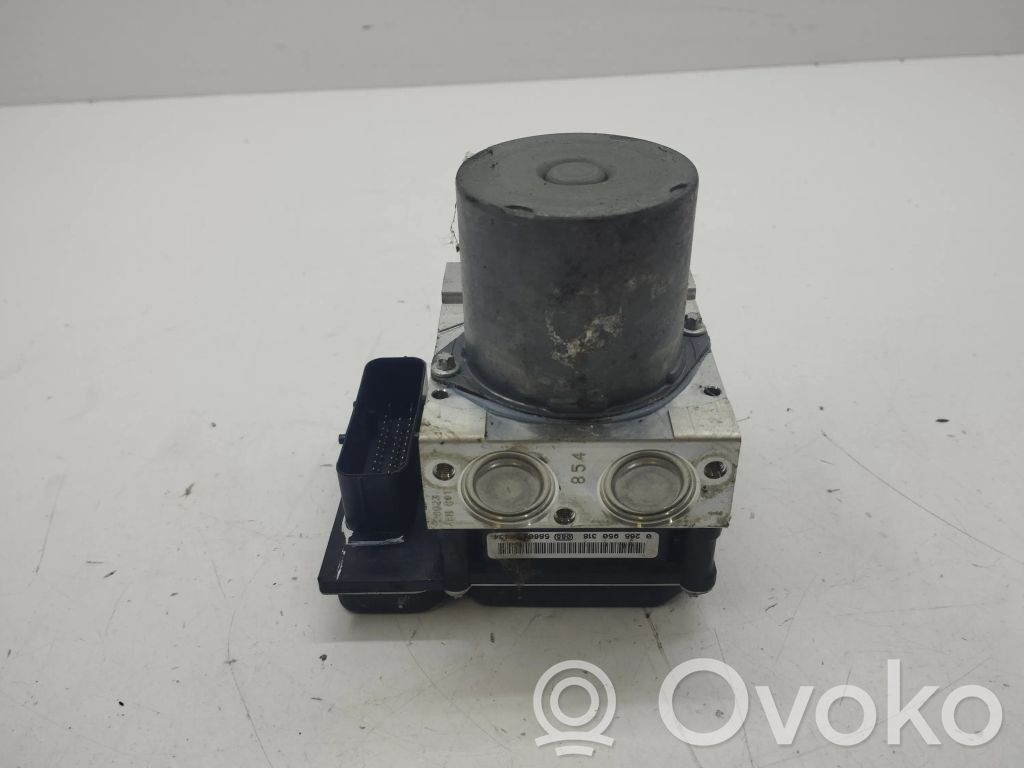 BMW X3 E83 ABS Pump 