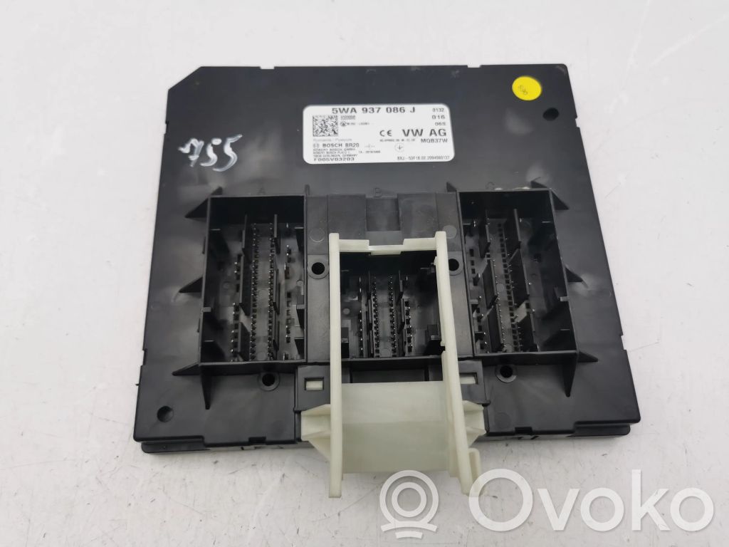 Volkswagen Golf VIII Comfort/convenience module 