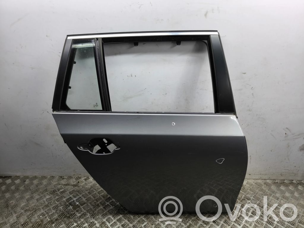 Rear door