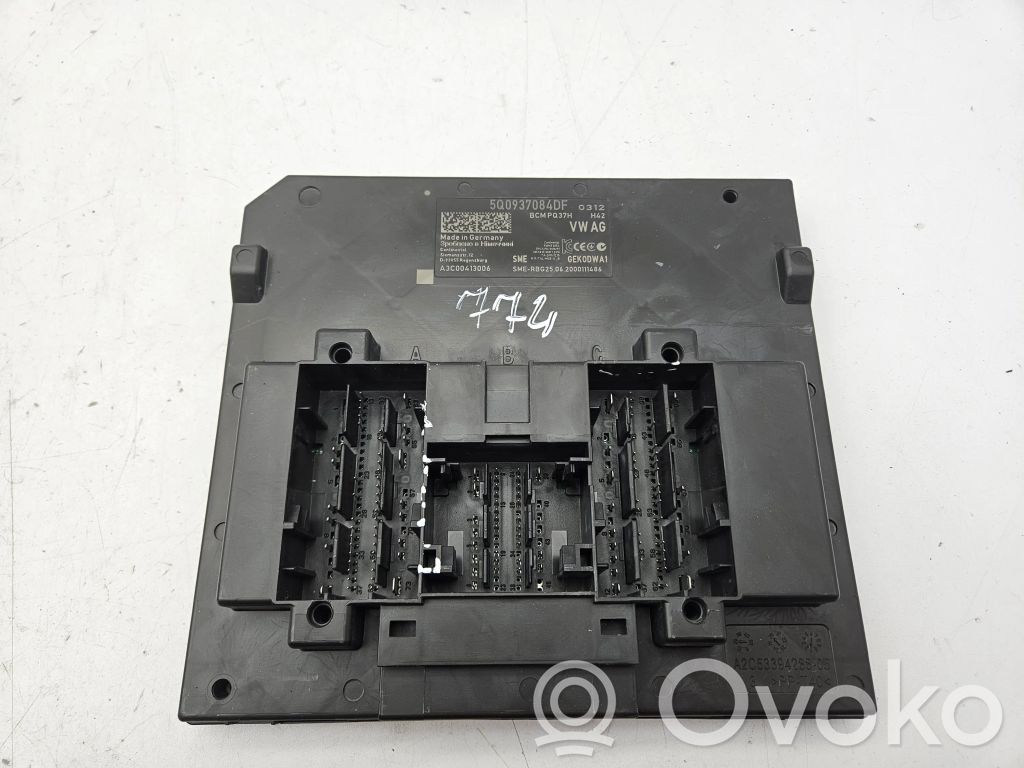 Volkswagen Tiguan Comfort/convenience module 