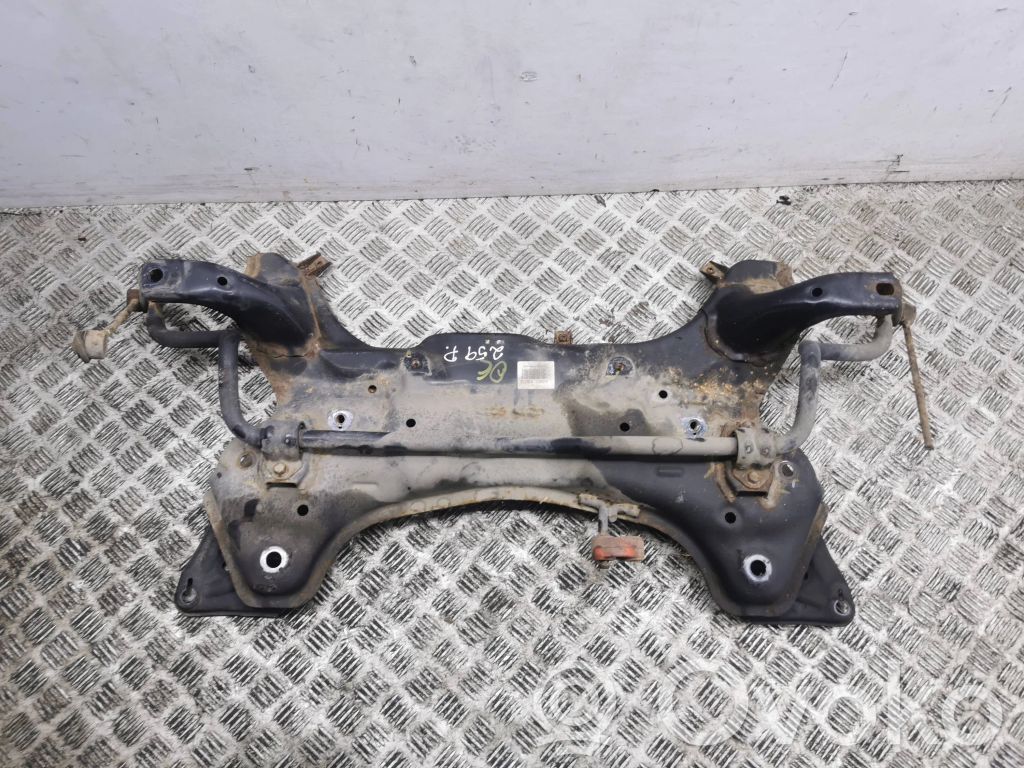 Hyundai i30 Front subframe 