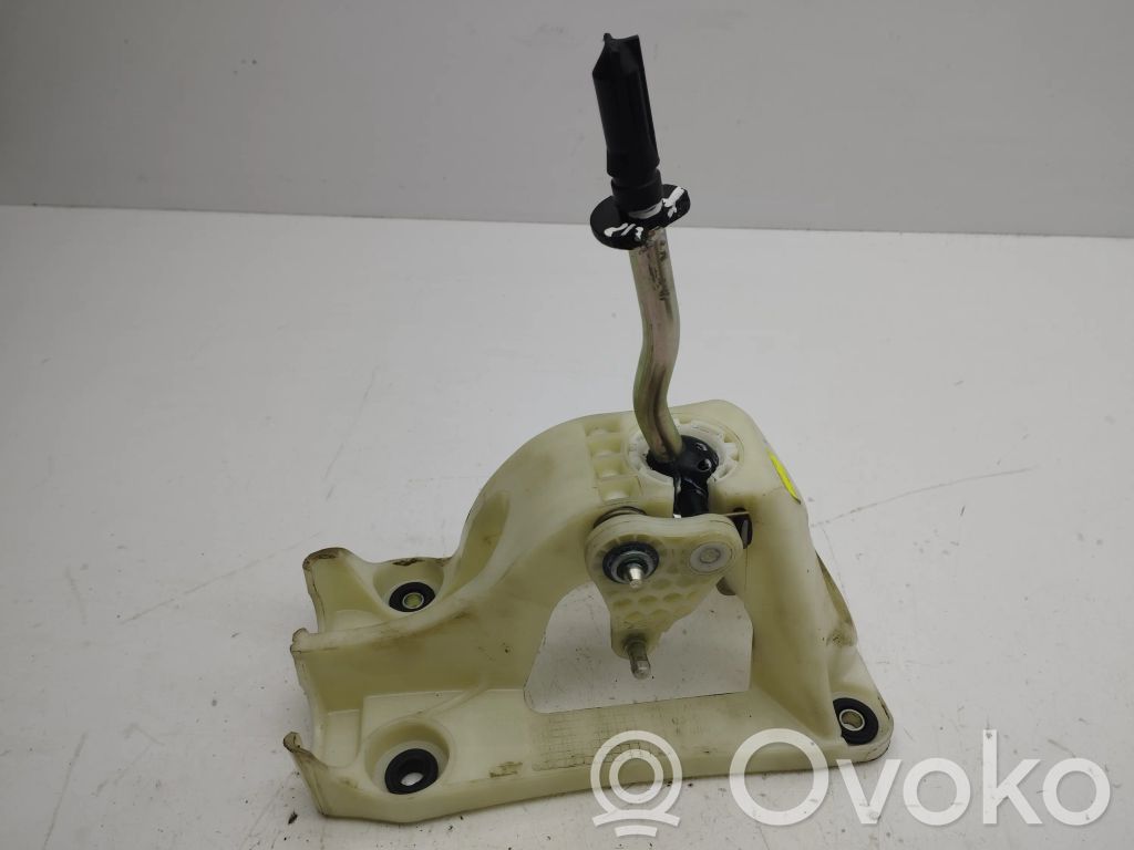 Suzuki Vitara (LY) Selector caja de cambios 