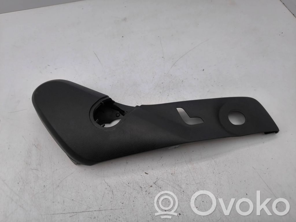 Mercedes-Benz C W204 Rivestimento sedile 