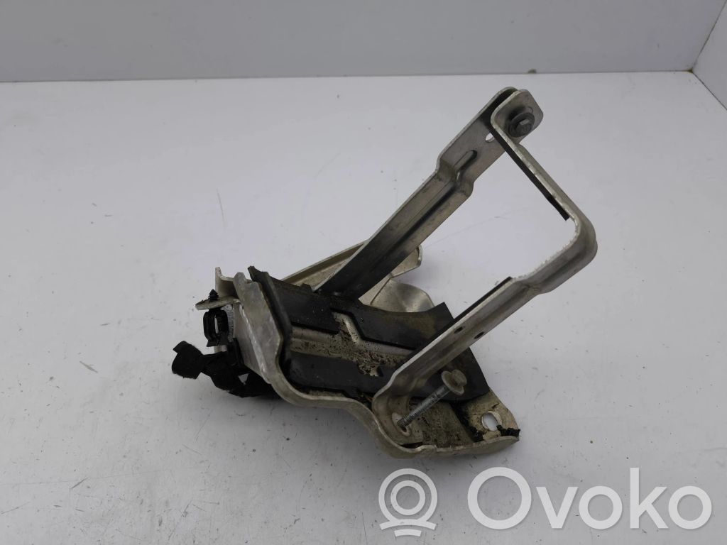 Battery bracket   8602812