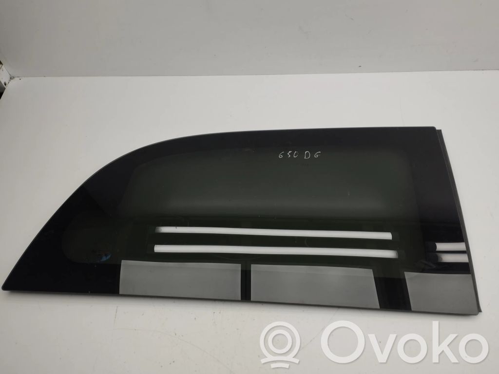 Chrysler Town & Country V Geam lateral spate