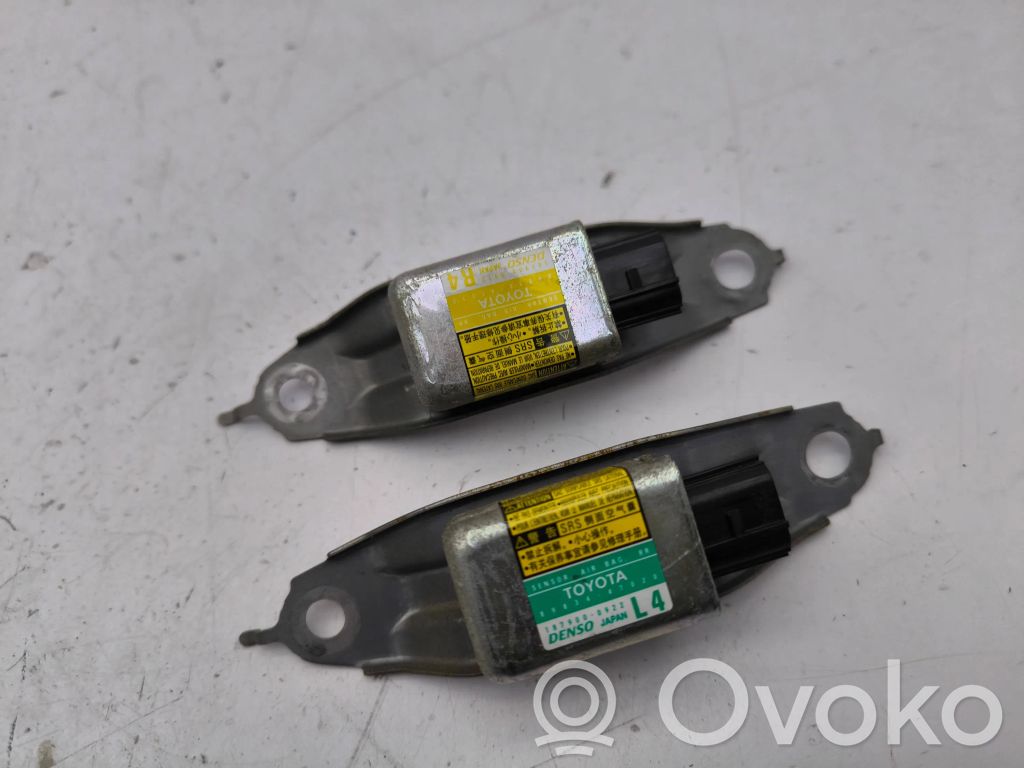 Toyota Prius (XW20) Senzor impact/declanșare airbag 