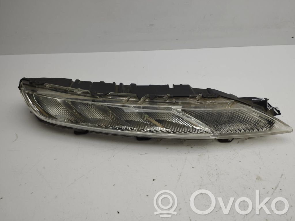 Citroen C4 II Picasso LED-Tagfahrscheinwerfer 