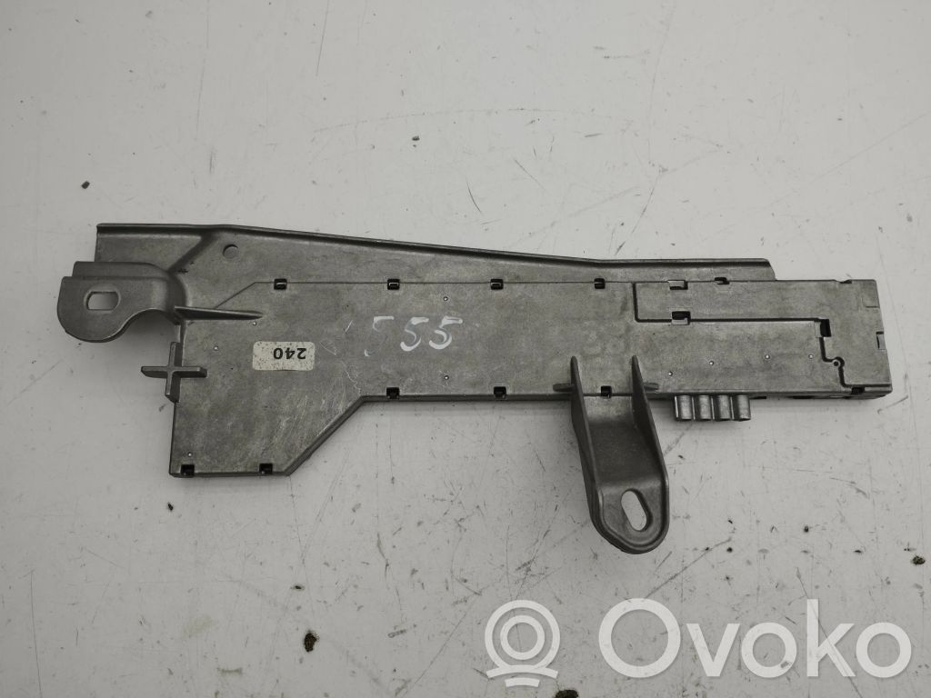 Mercedes-Benz E W211 Amplificatore antenna