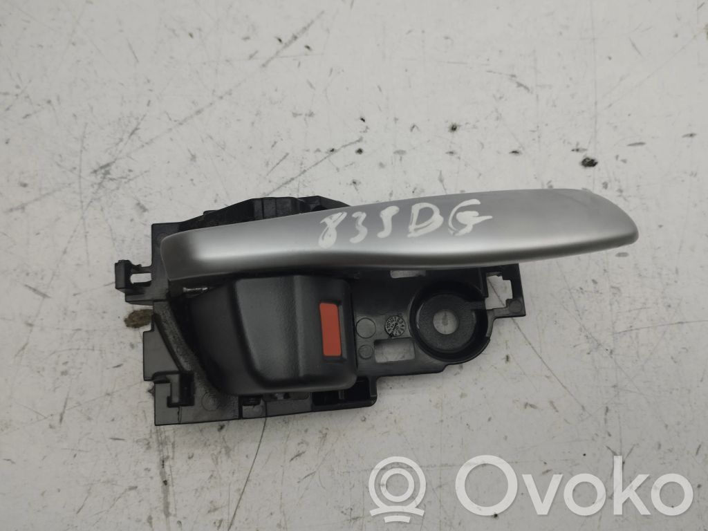 Toyota C-HR I Manecilla interna puerta trasera 