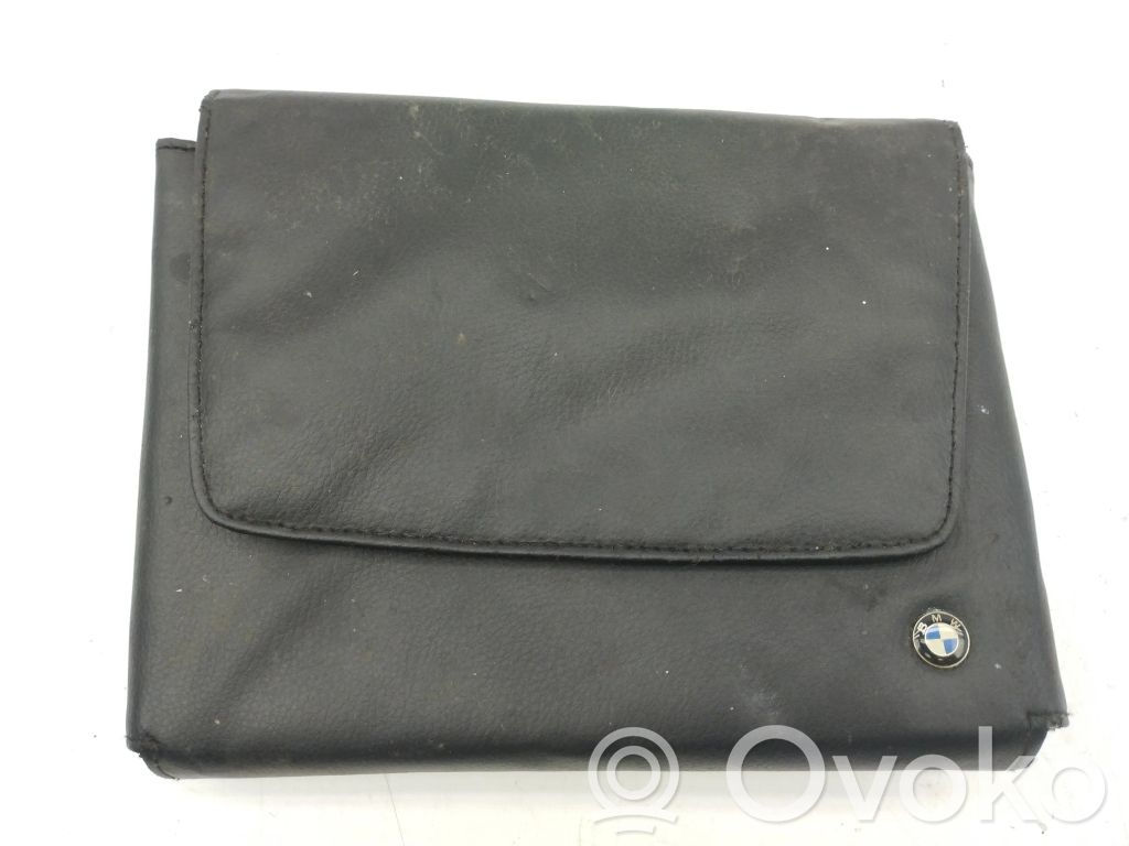 BMW 5 E60 E61 Carte/manual proprietar cu istoric service 