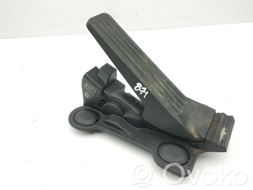 Mazda CX-30 Accelerator throttle pedal 