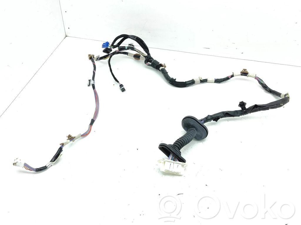 Toyota Corolla E210 E21 Cableado de puerta trasera 