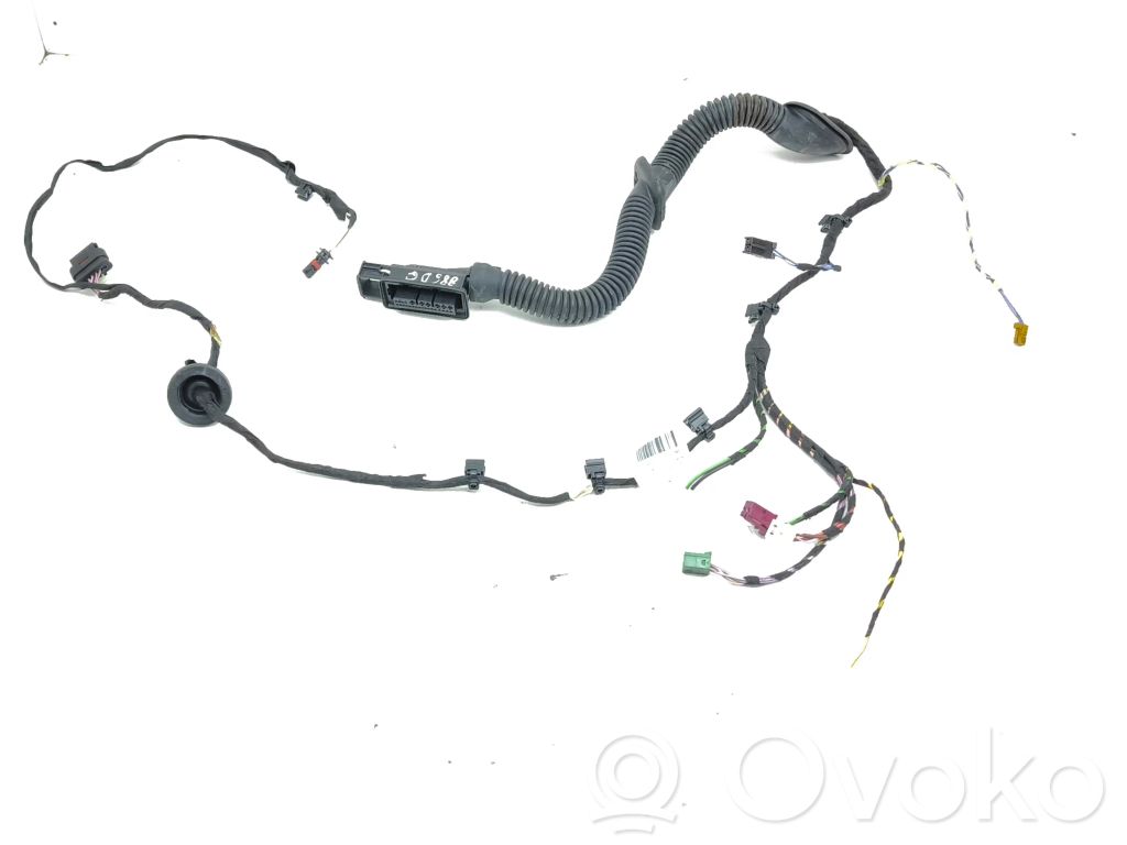 Mercedes-Benz EQA Cableado de puerta trasera 