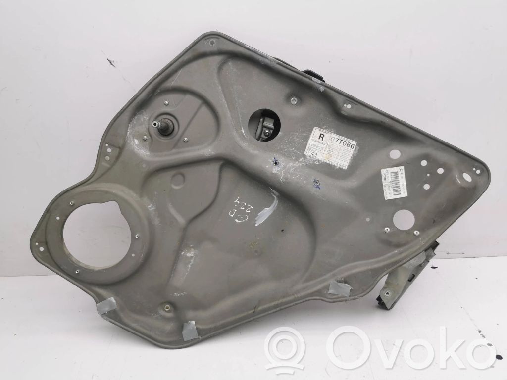 Mercedes-Benz B W245 Macara geam spate manuală 