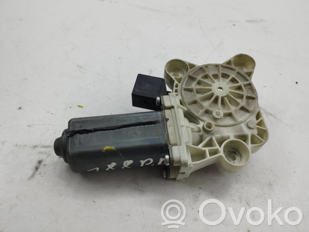 Mercedes-Benz CLC CL203 Silnik regulatora szyby drzwi przednich 