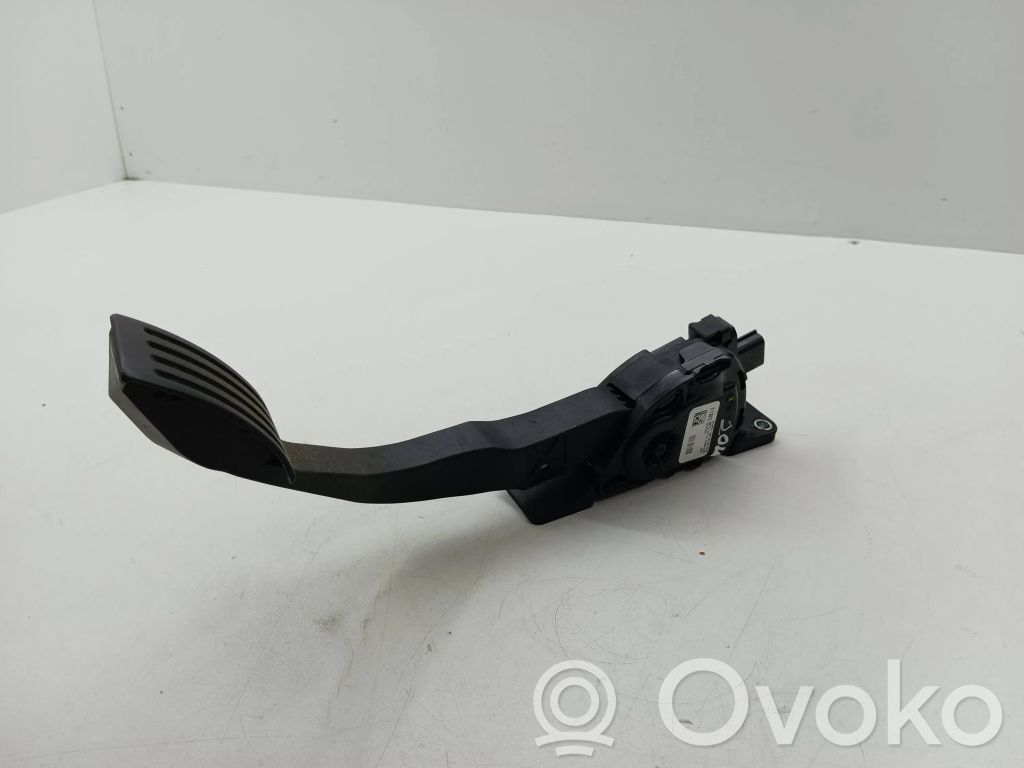 Ford C-MAX II Accelerator throttle pedal 
