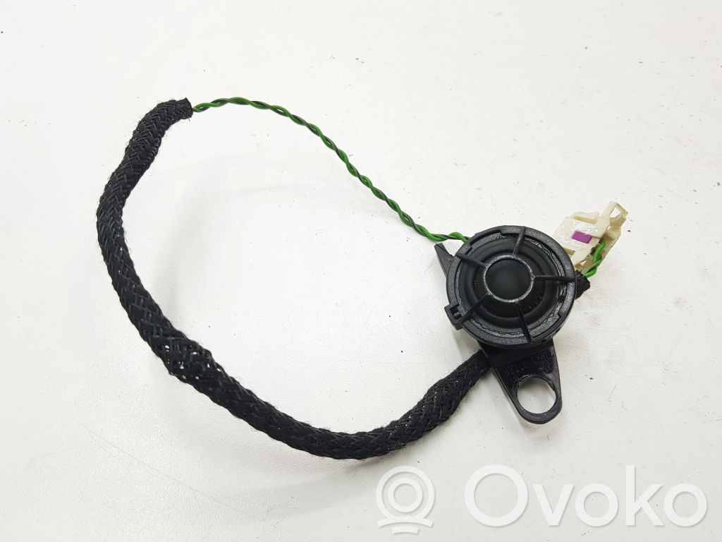 Front door high frequency speaker   3113132,65138368232,4913430620