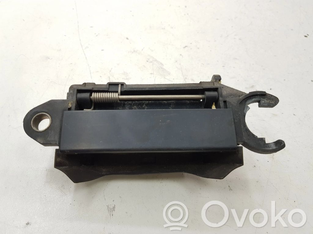 Manecilla externa puerta delantera   8D0837205,4A0837205