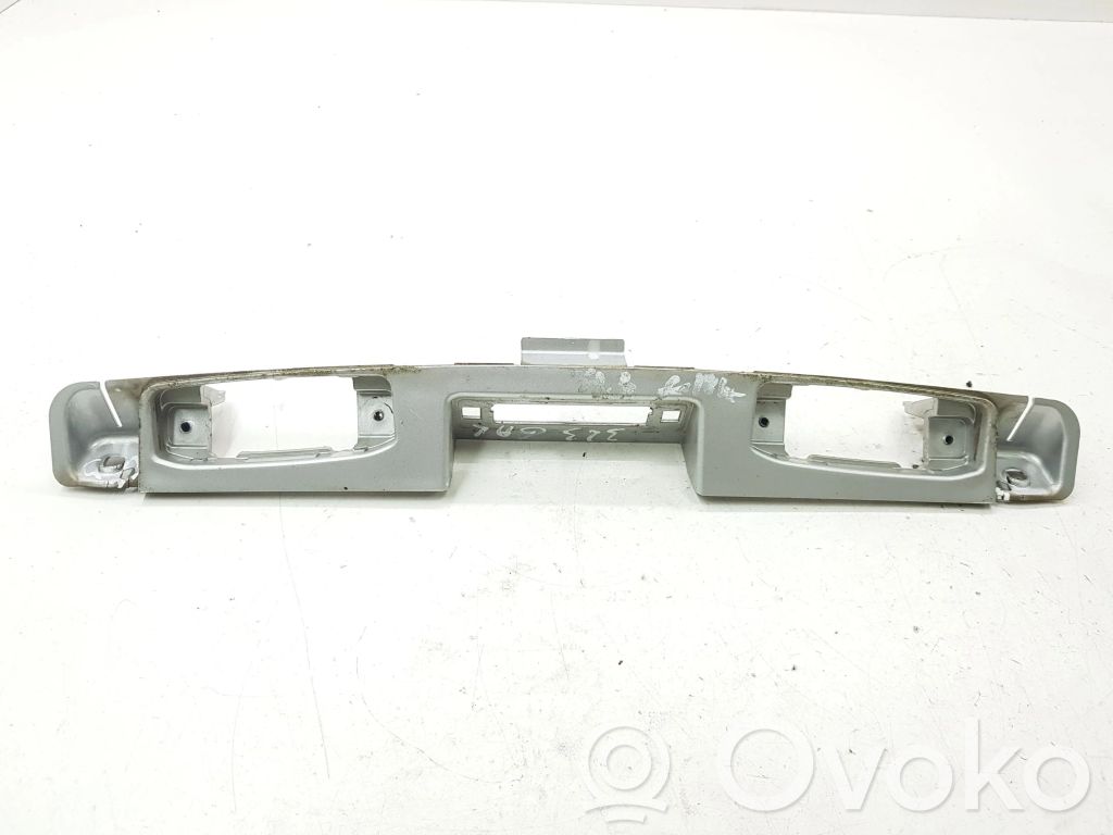 KIA Carens II Rivestimento portellone 