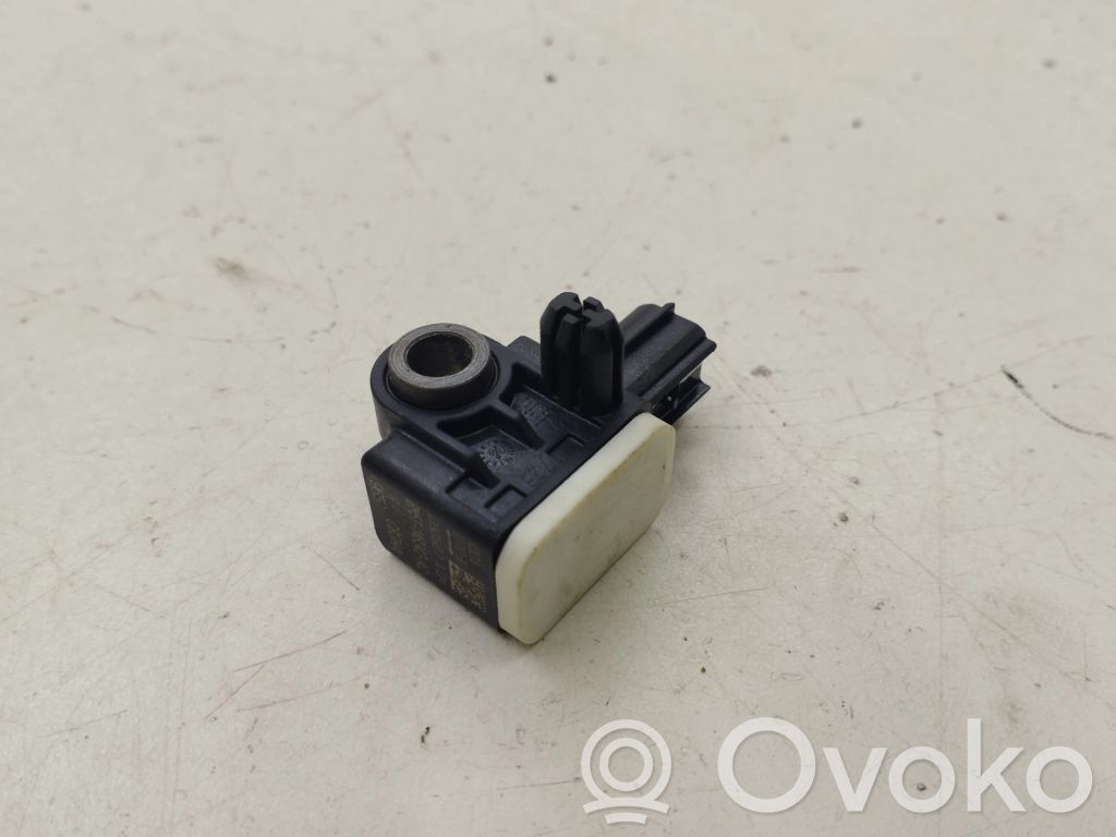 Airbagsensor Crashsensor Drucksensor   8M5T14B342AC