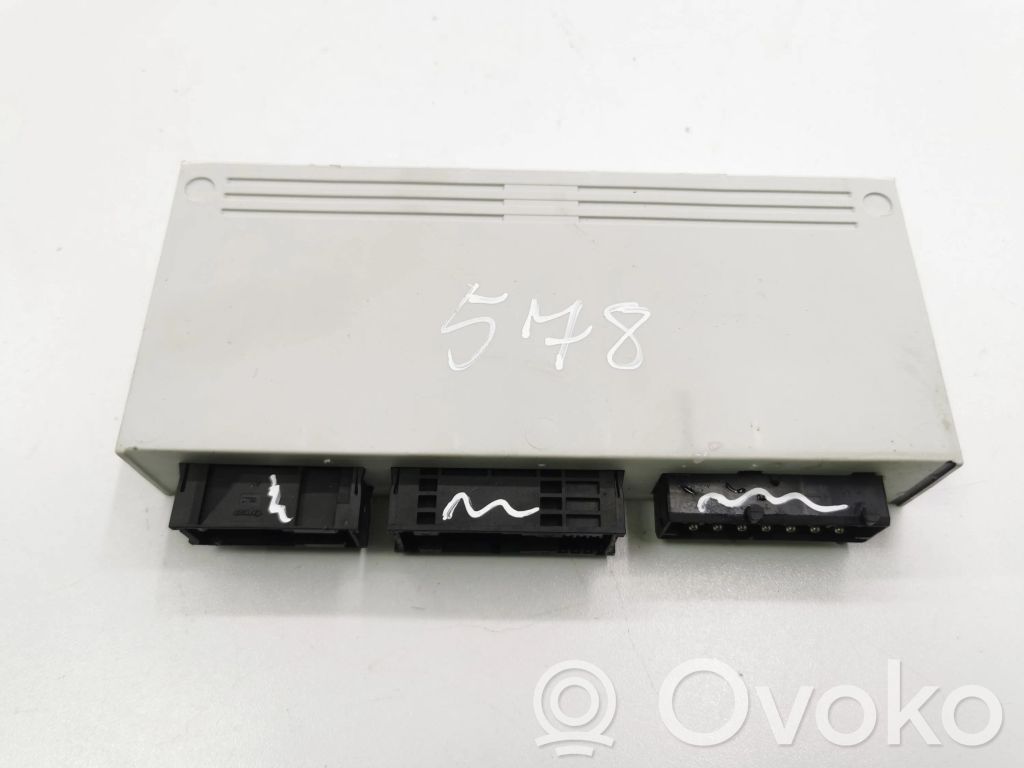 BMW 3 E46 Komforto modulis 