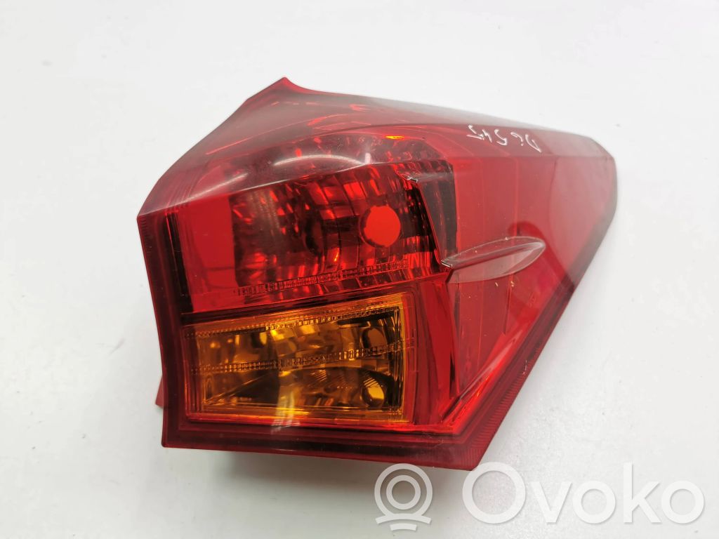 Toyota Auris E180 Rear/tail lights 