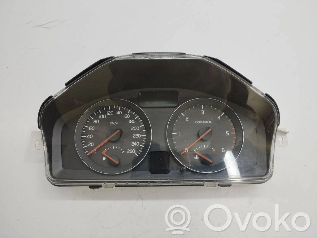 Volvo V50 Speedometer (instrument cluster) 
