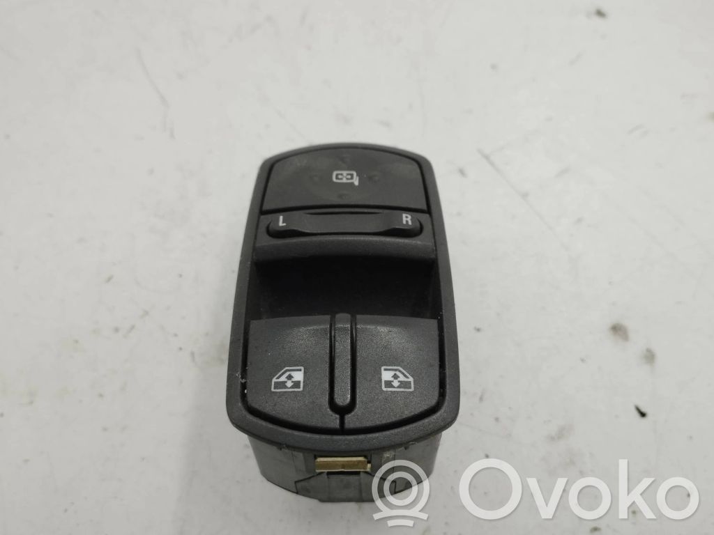 Opel Corsa D Interruttore di controllo dell’alzacristalli elettrico