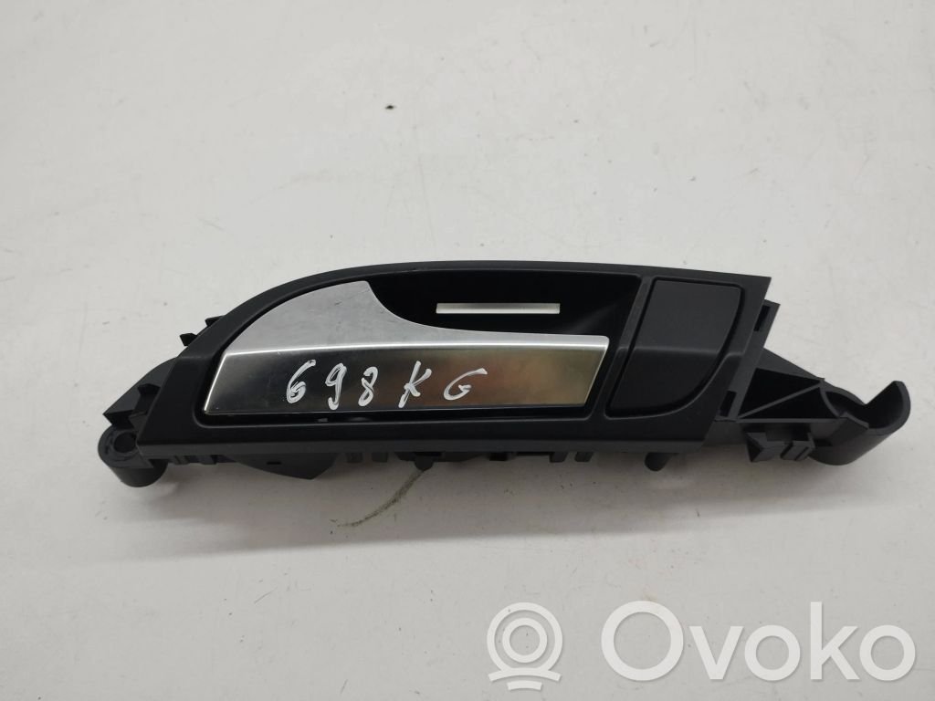 Audi Q7 4L Manecilla interna puerta trasera 