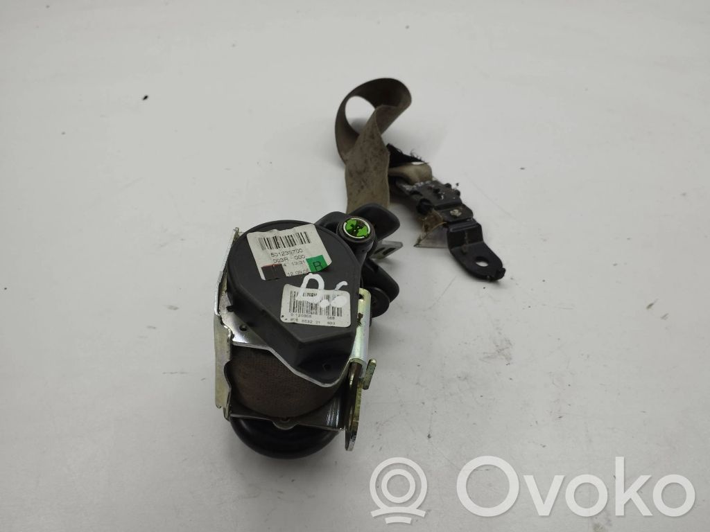Volvo XC90 Cinturón trasero 