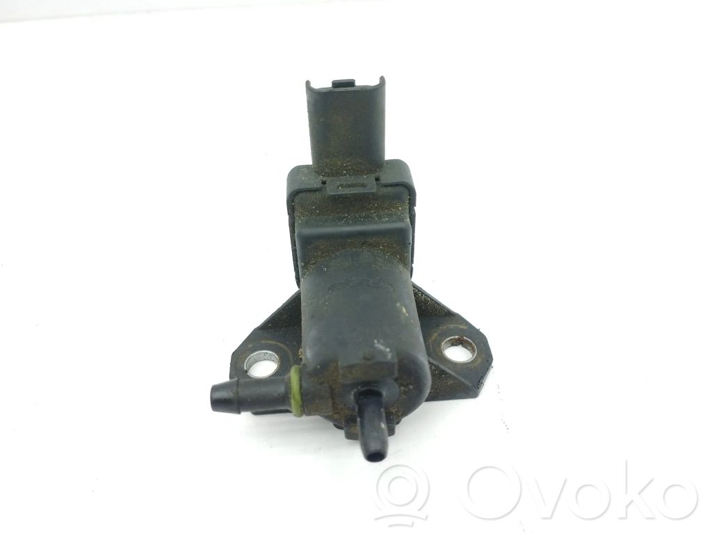 Válvula de vacío   9688124580