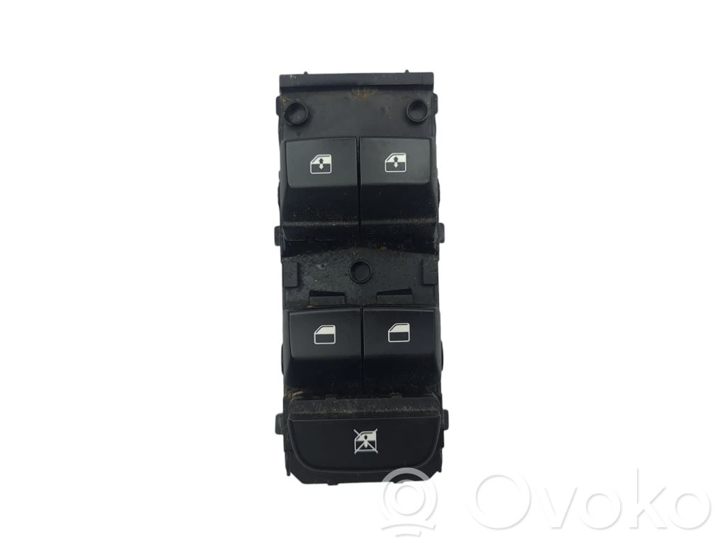 KIA Ceed Interruptor del elevalunas eléctrico 