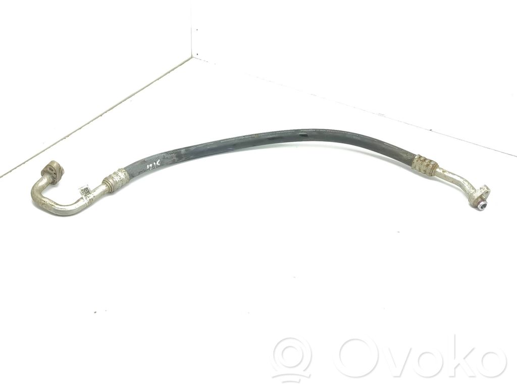 Ilmastointilaitteen putki (A/C)   8W0816743B