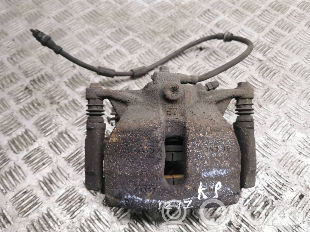 Caliper de freno delantero