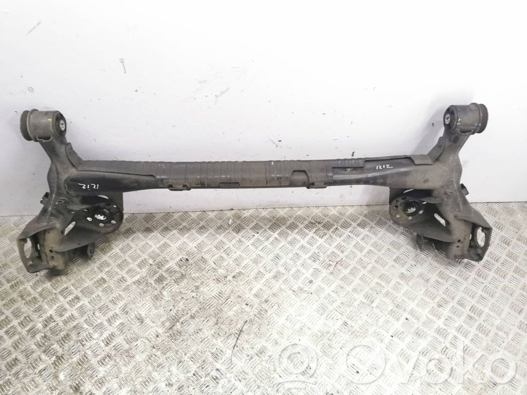 Hyundai i20 (BC3 BI3) Grinda punții spate 