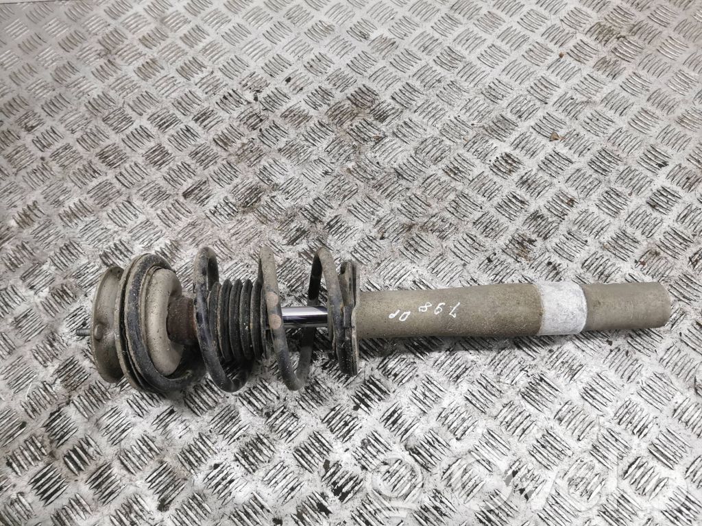 BMW 5 E60 E61 Etuiskunvaimennin 