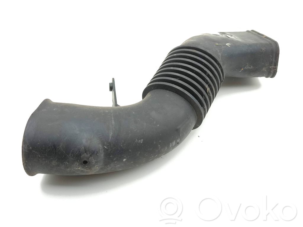 Air intake hose/pipe   7796270,446268600,13981114
