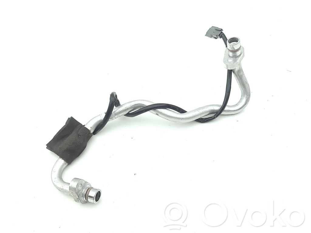 Renault Megane E-Tech Ilmastointilaitteen putki (A/C) 