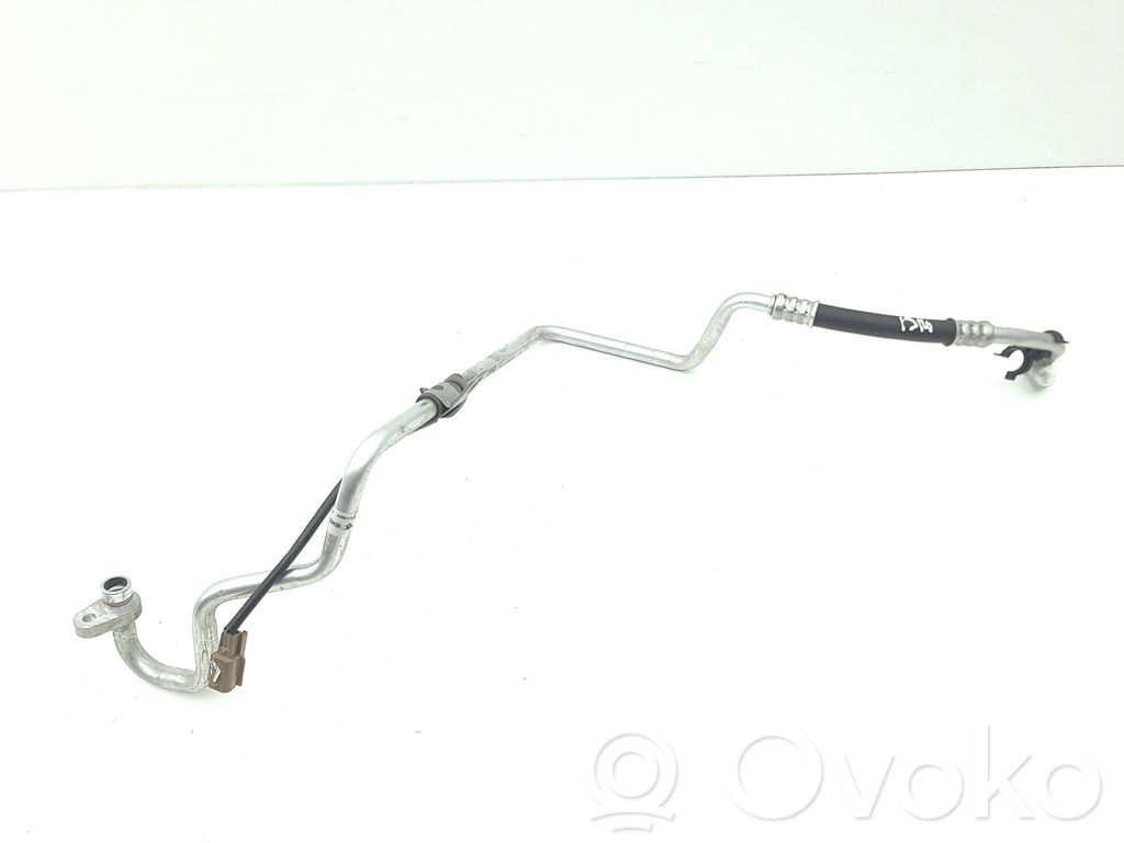 Renault Megane E-Tech Ilmastointilaitteen putki (A/C) 