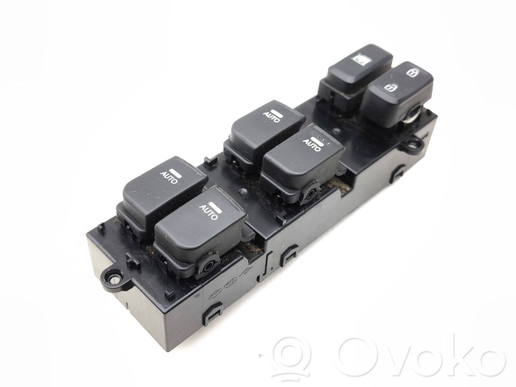 Electric window control switch   935702T920,20130408,2013040B,KATFPM920